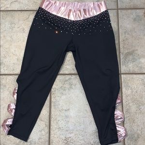 Rebel practice Capri leggings